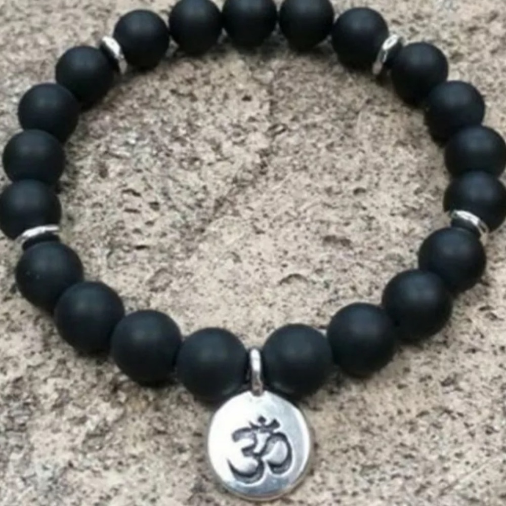Frosted obsidian gemstone OM bracelet - Picture 3 of 3